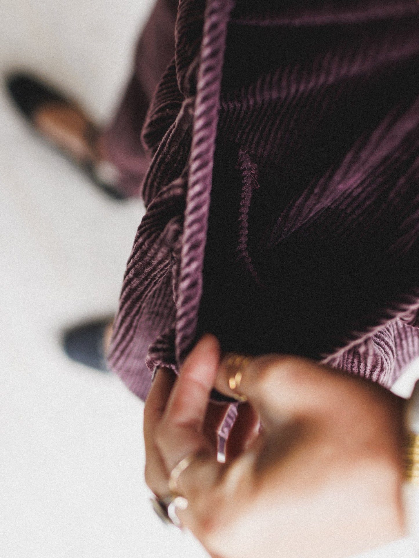 The Nest Nora Gathered Barrel Corduroy Pant - Burgundy