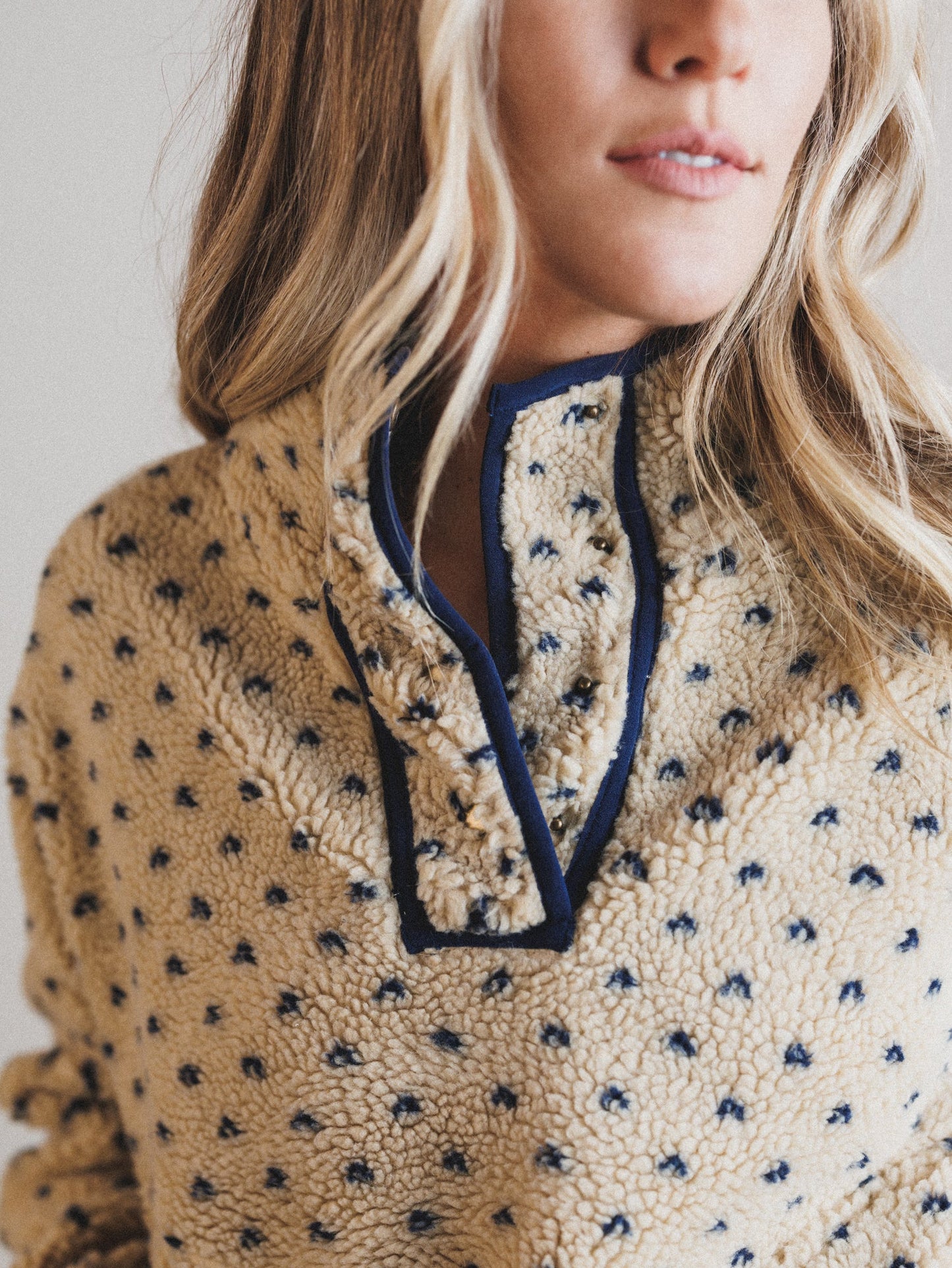 Cabin Casual Pullover - Navy