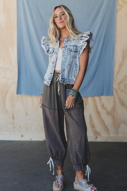 Ruffle And Roam Denim Jacket - Light Wash