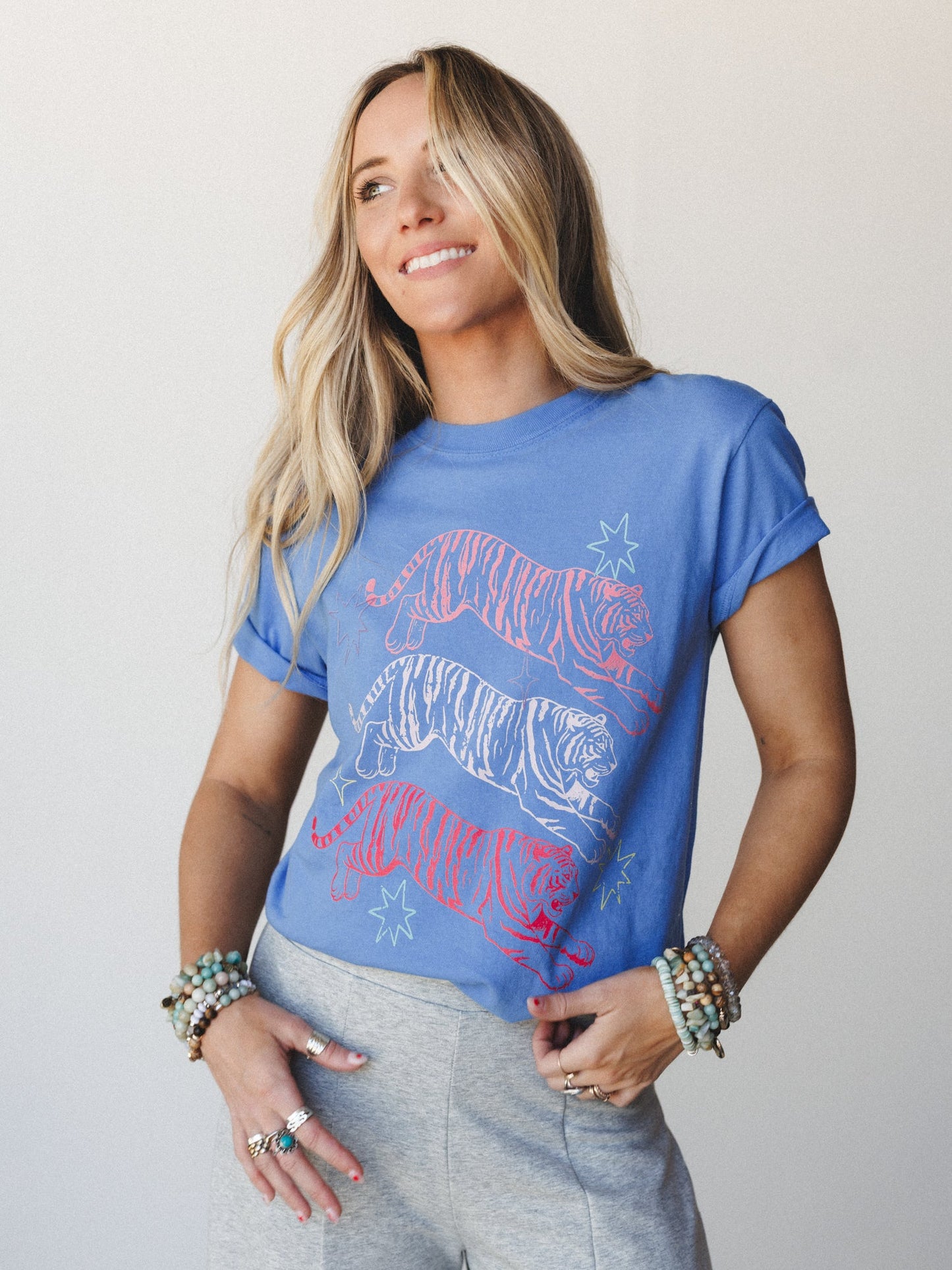The Nest Tiger Power Graphic Tee - Blue