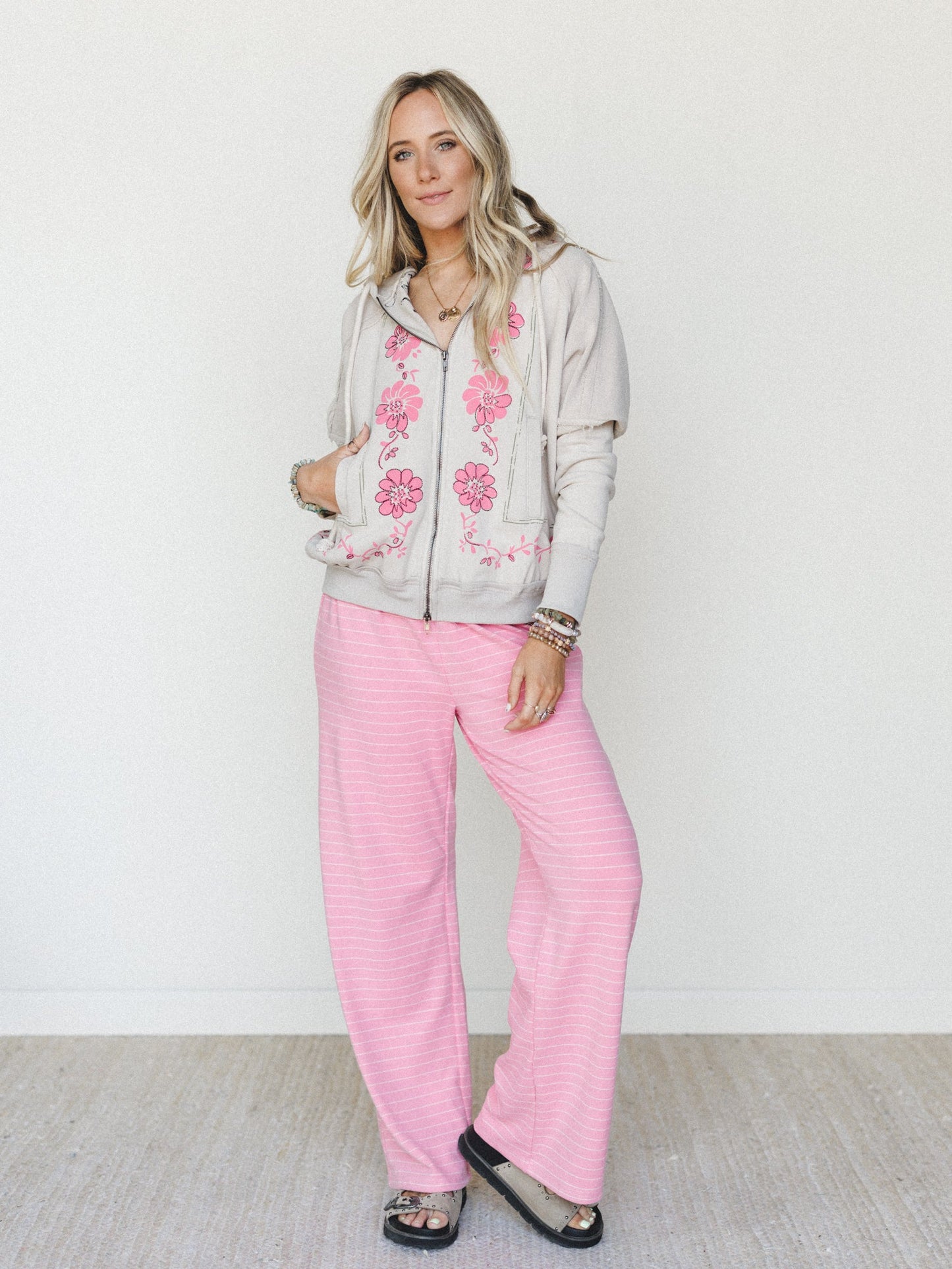 Flower Blooms Jacket - Mushroom