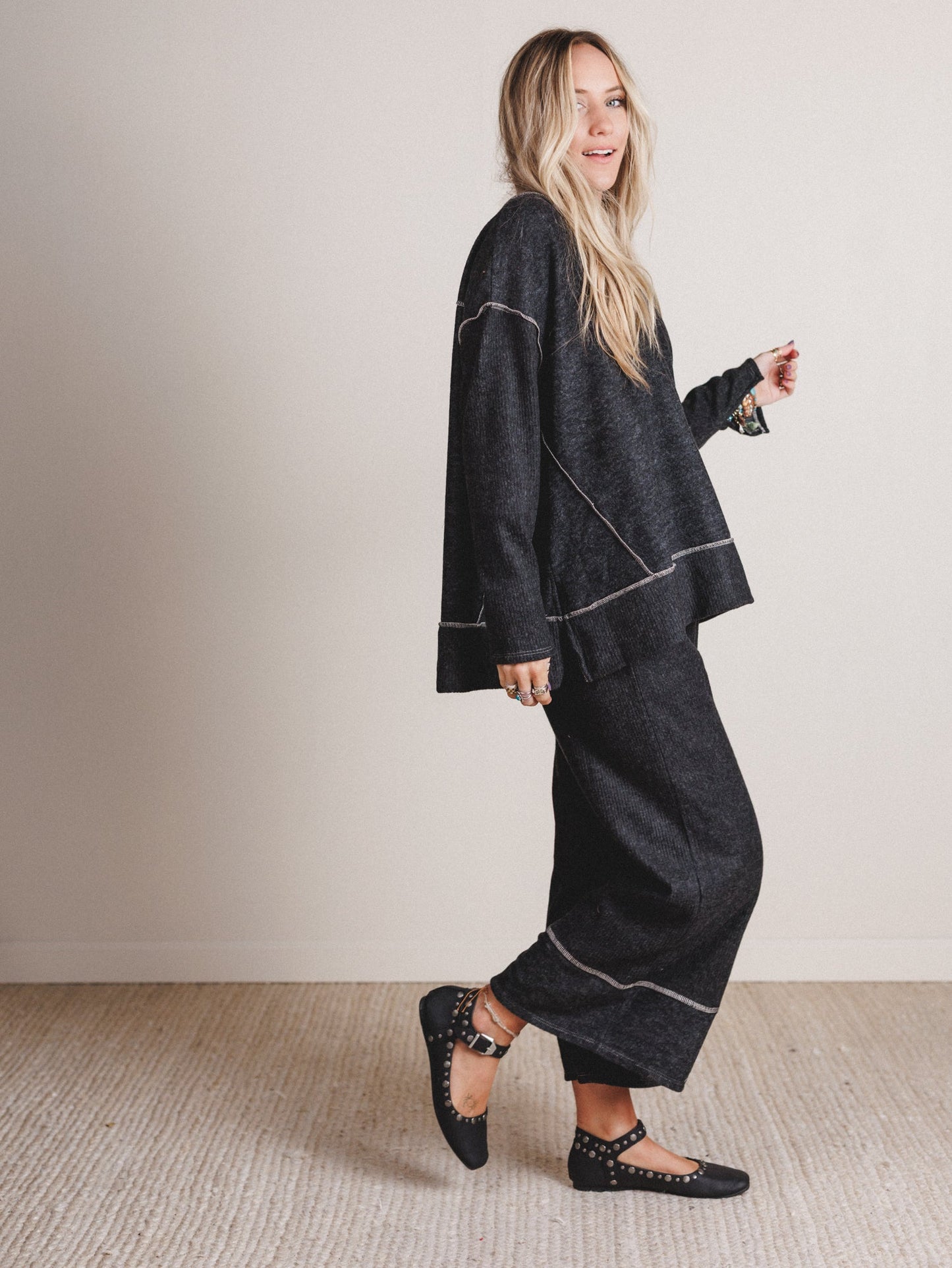 The Nest Mckayla Cozy Set - Charcoal