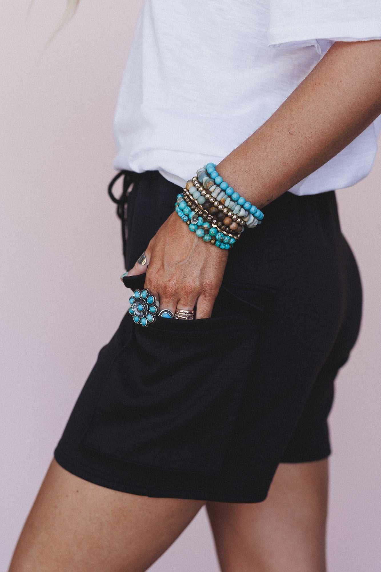 Sundown Trails Shorts - Black