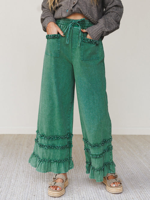 Chase The Horizon Ruffle Pants - Green