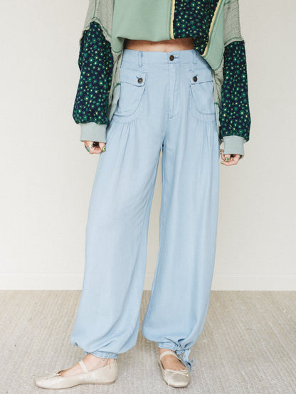 East Bay Loose Fit Cargo Jeans - Light Wash