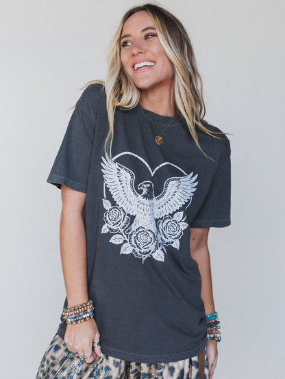 The Nest Soaring Romance Graphic Tee - Pepper